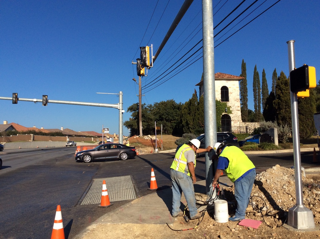 New San Antonio yard. Installation of Traffic signals, street lighting